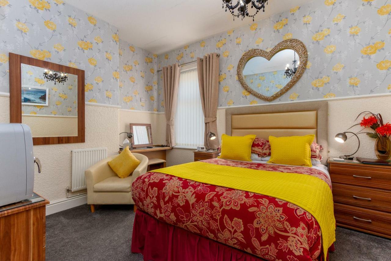 Valentine Lodge Over 21 Adult Couples Only Blackpool Exterior foto